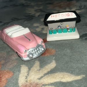 50s style salt and pepper shakers